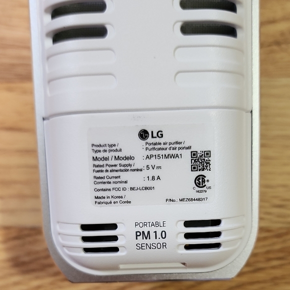 NEW LG PuriCare Mini wireless Air Purifier portable - Picture 4 of 9
